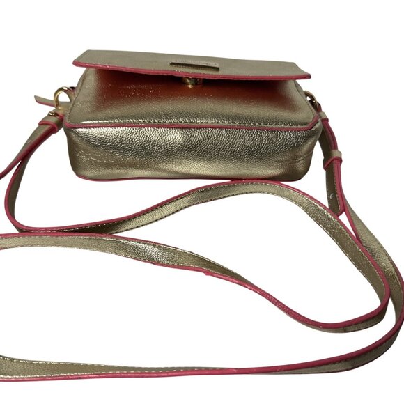 Lilly Pulitzer Metallic Gold Crossbody Bag With Pink Trim - Picture 3 of 16